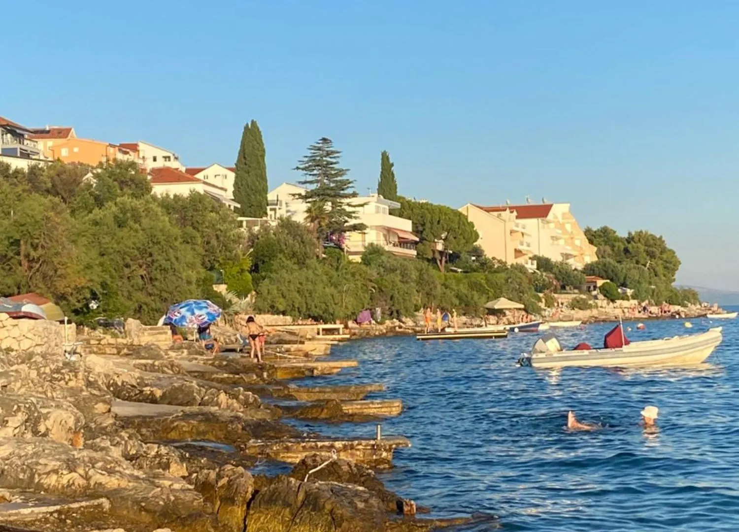Apartments Simic Trogir 0*,
